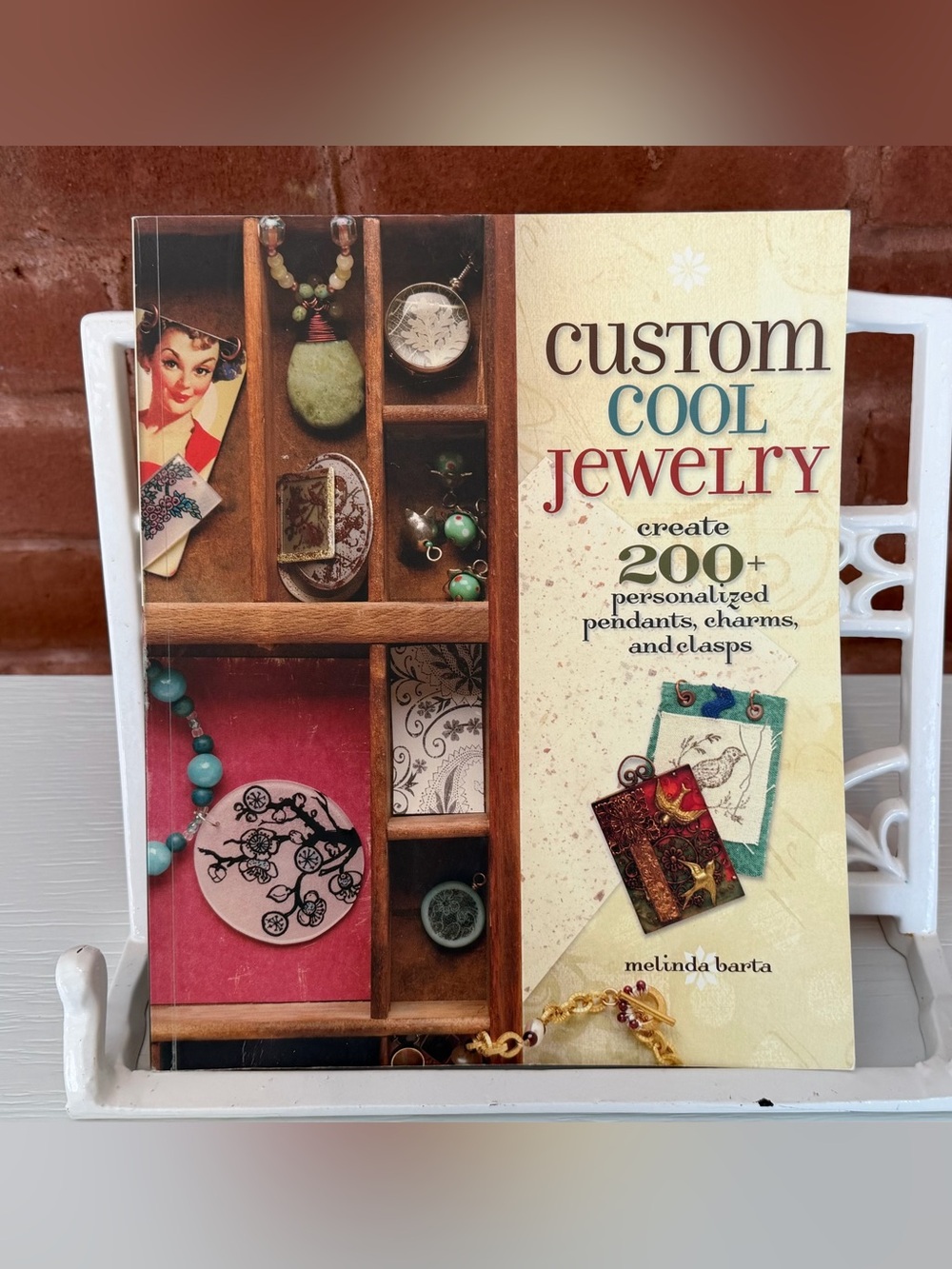 Custom Cool Jewelry - Create 200+ Personalized Pendants, Charms, and Clasps